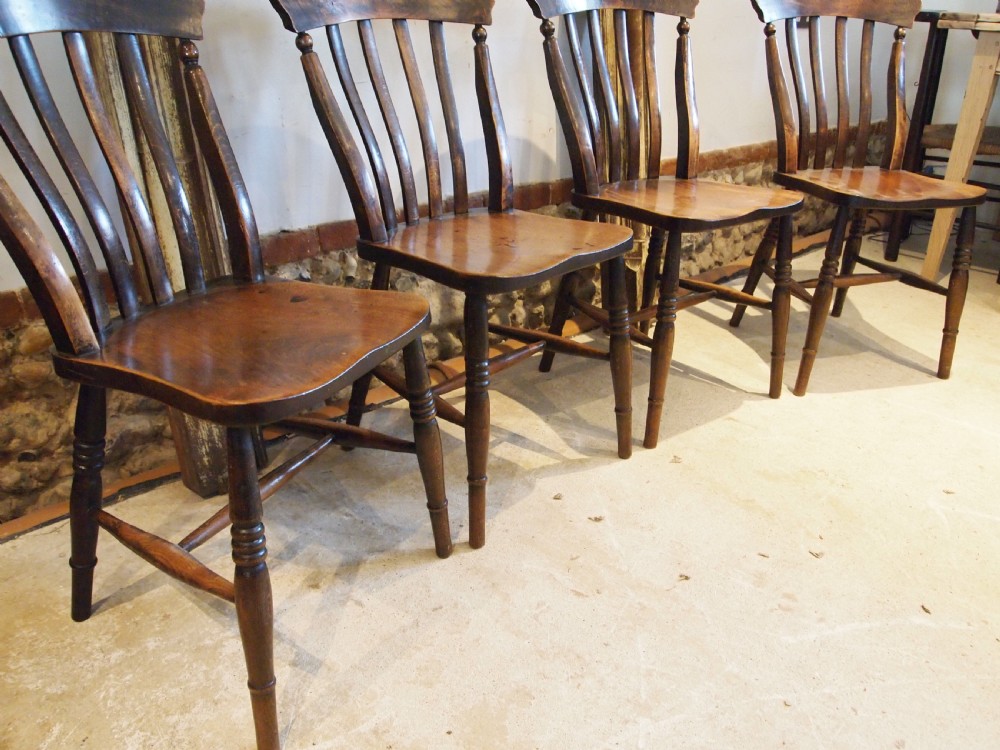 Chairs set of 4 Victorian Windsor lathe back c1870 View IX