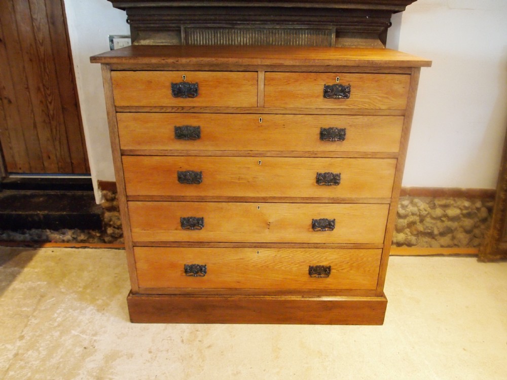 Chest of drawers rare Arts and Crafts Oak c1890 View VIII