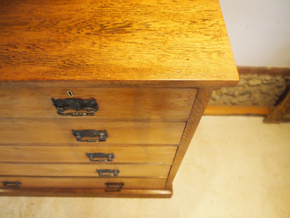 Chest of drawers rare Arts and Crafts Oak c1890 View X