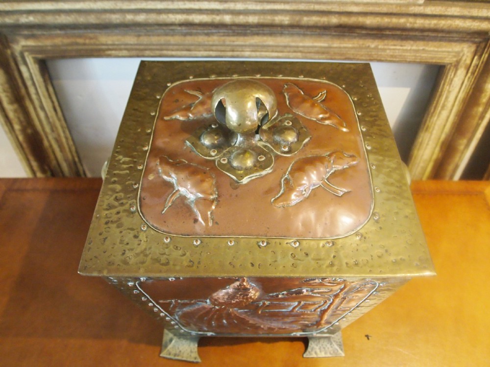 Arts and Crafts Outstanding Copper and Brass coal box c1880 View X