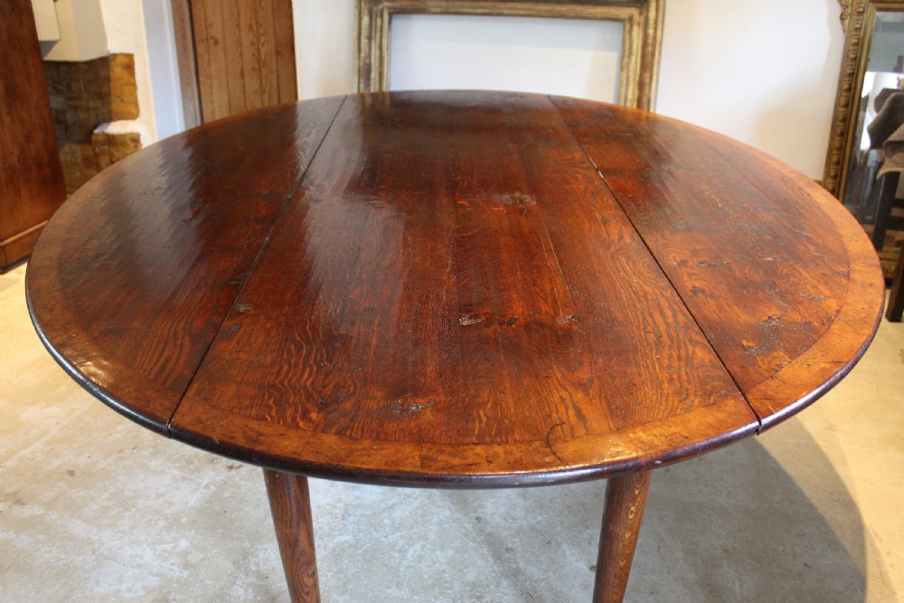 Table George II style wake Oak/burr Oak seats 12 fine quality c1930 View II