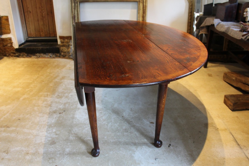 Table George II style wake Oak/burr Oak seats 12 fine quality c1930 View VII