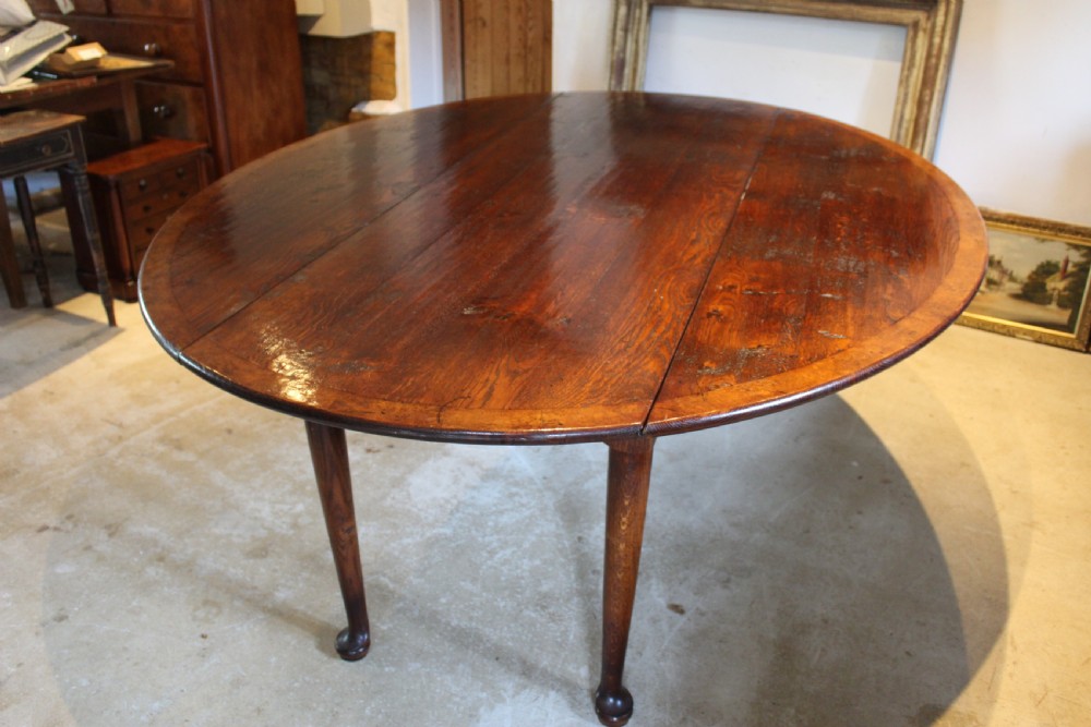 Table George II style wake Oak/burr Oak seats 12 fine quality c1930 View XIII