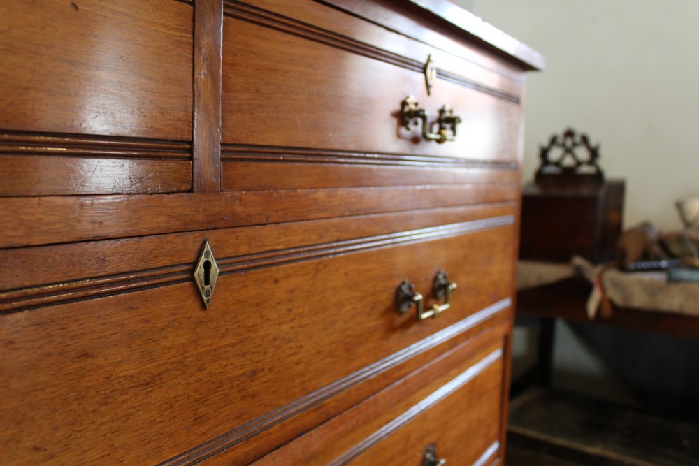 Chest of drawers Heal and son Walnut Arts and Crafts c1890 View XII