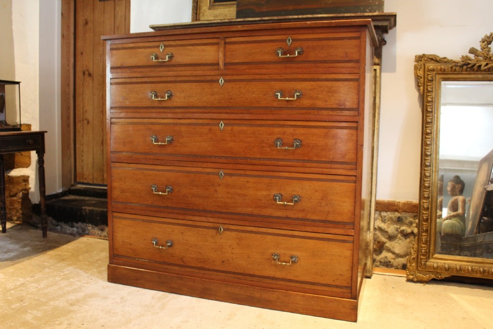 Chest of drawers Heal and son Walnut Arts and Crafts c1890 View XIV