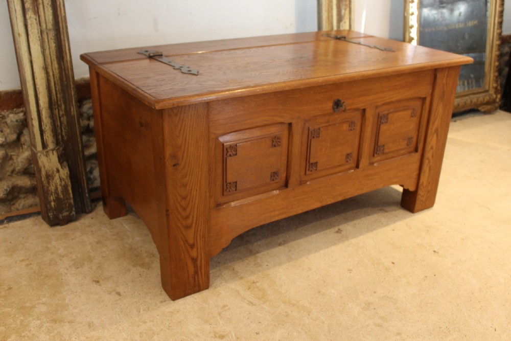 Coffer chest Arts and Crafts Oak Cotswold school c1940 View XII