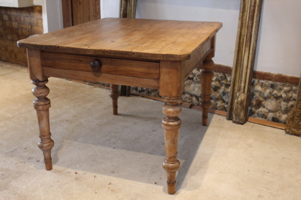 Table rare small refectory farmhouse dining Victorian 4 seater c1880 View III