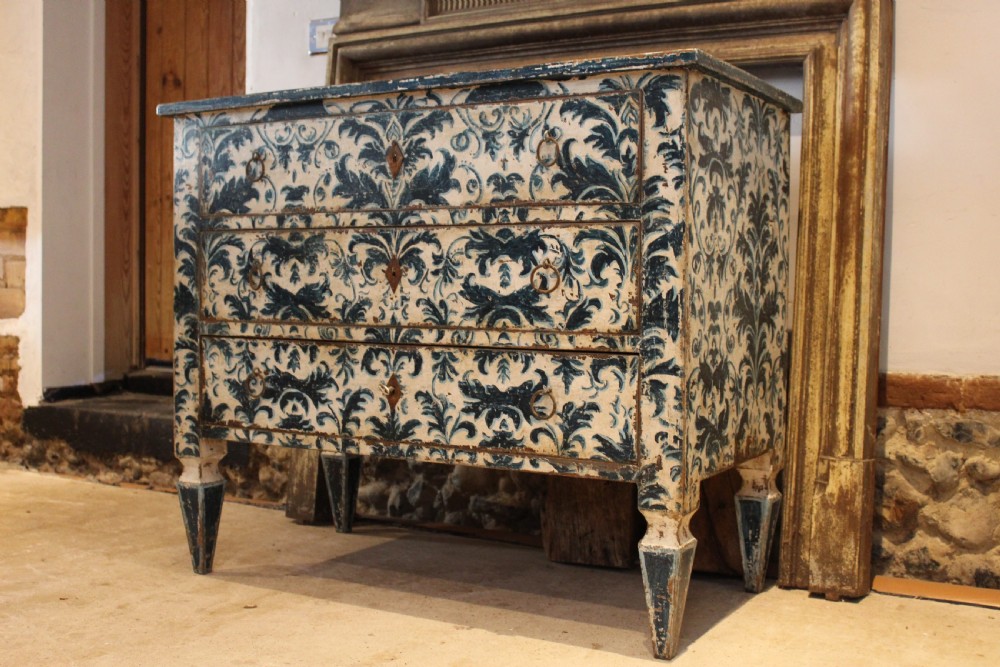Chest of drawers Stunning Italian Chestnut commode 18th c1760