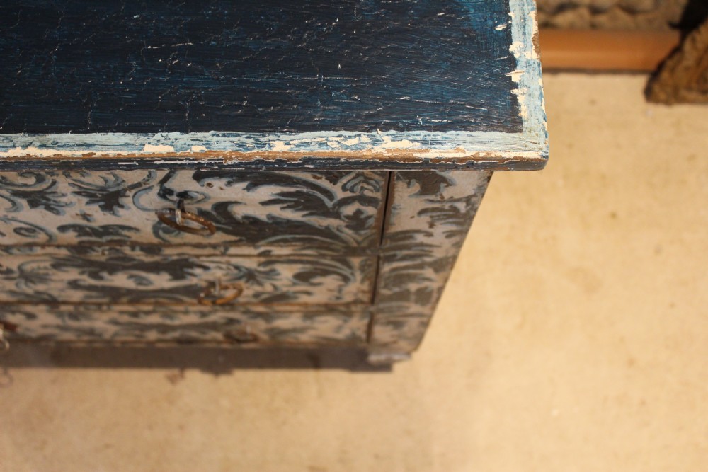 Chest of drawers Stunning Italian Chestnut commode 18th c1760 View VII