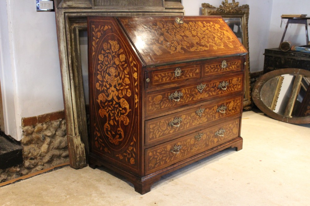 Bureau stunning George III English Walnut inlaid c1780