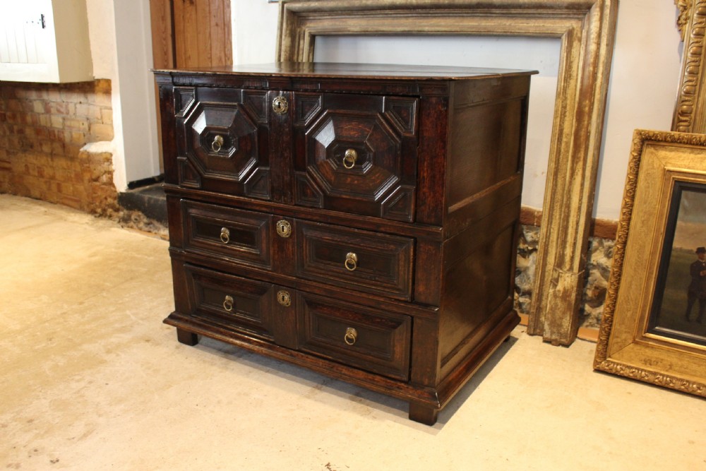 Chest of drawers exceptional Charles II small Oak c1680 View IV