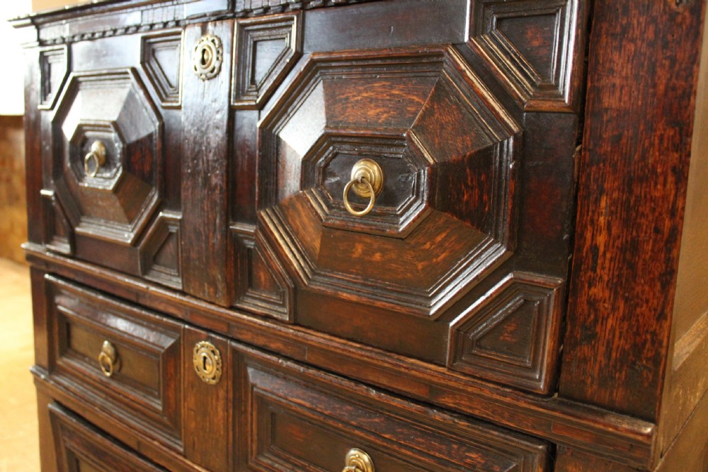 Chest of drawers exceptional Charles II small Oak c1680 View X