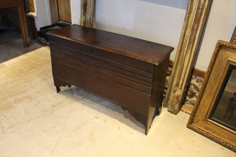 Coffer chest rare 17th century Oak six plank c1690 View VIII