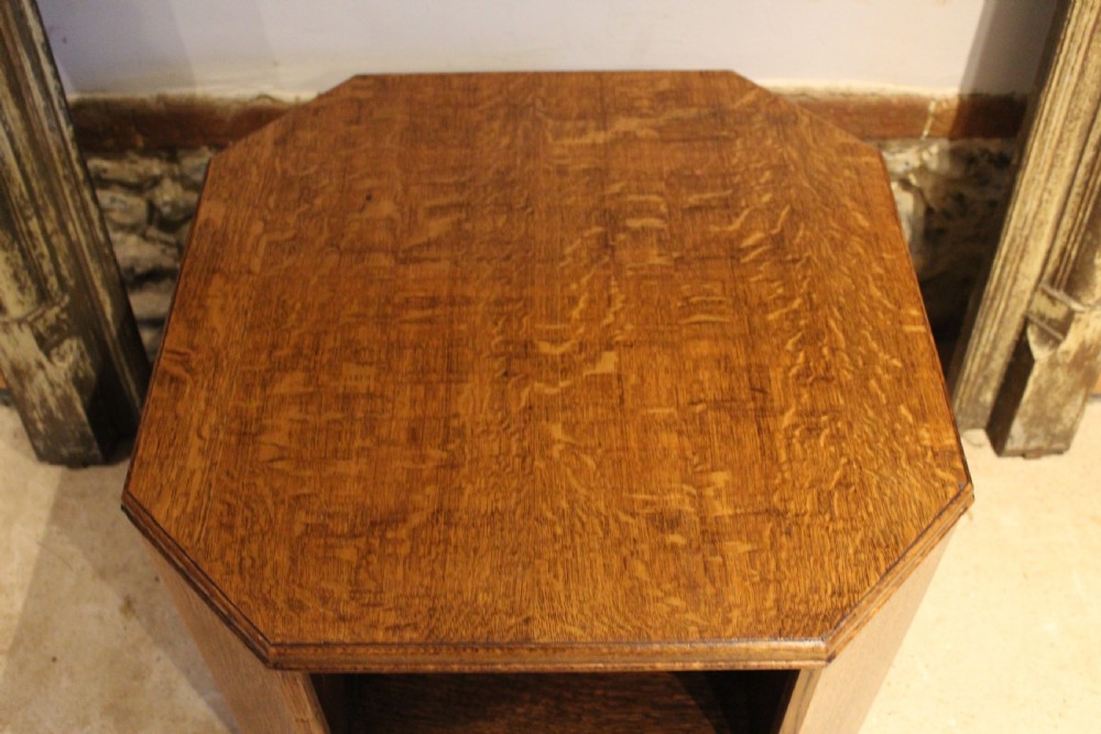 Table Heals Arts & Crafts Quarter sawn Oak c1920 View II