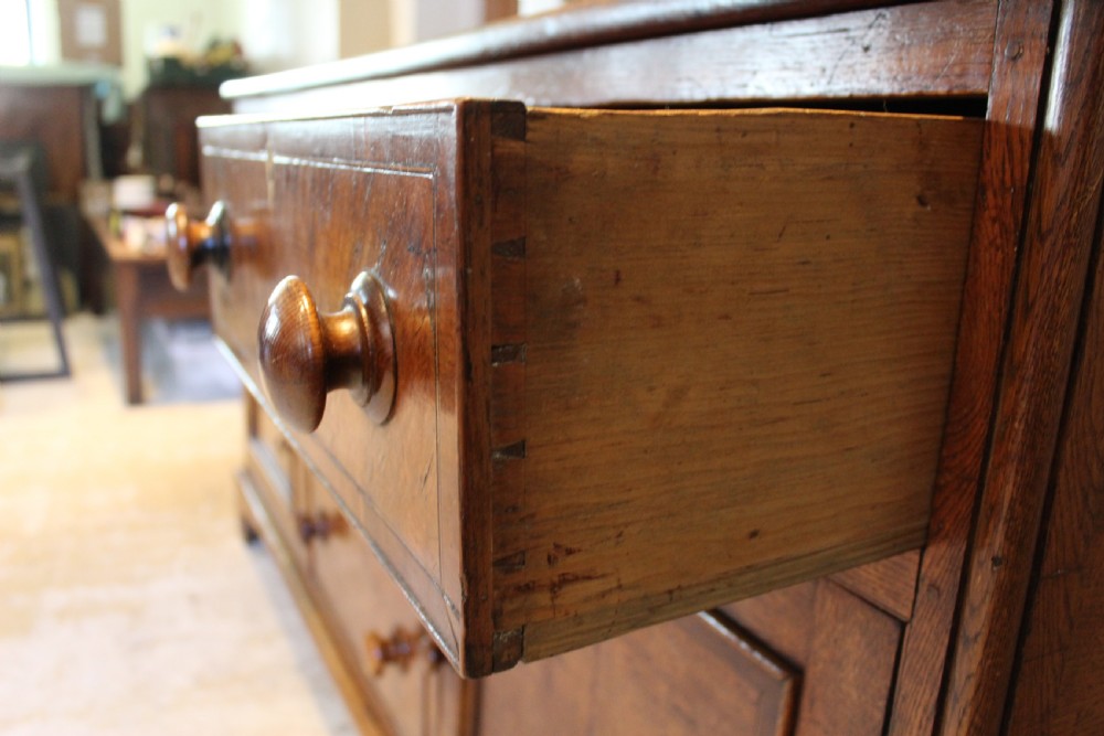 Dresser rare Burr Oak George III sideboard c1790 View II