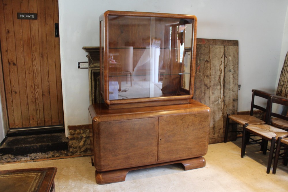 Display Stunning Art Deco Walnut cabinet Manner of Epstein c1930 View III