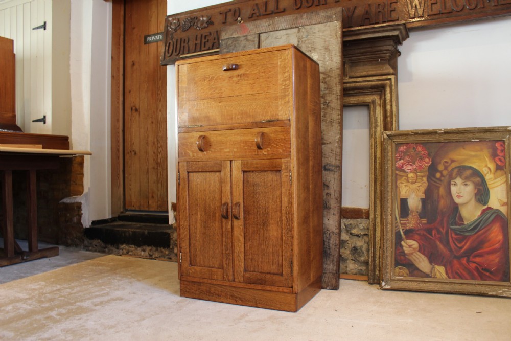 Heals Arts and Crafts Oak tallboy cupboard c1920 View XII
