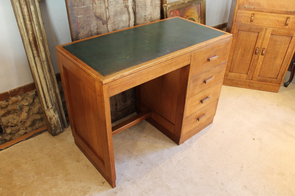 Heals Oak desk Voysey family Arts and Crafts c1920 View II