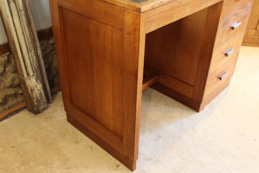 Heals Oak desk Voysey family Arts and Crafts c1920 View X
