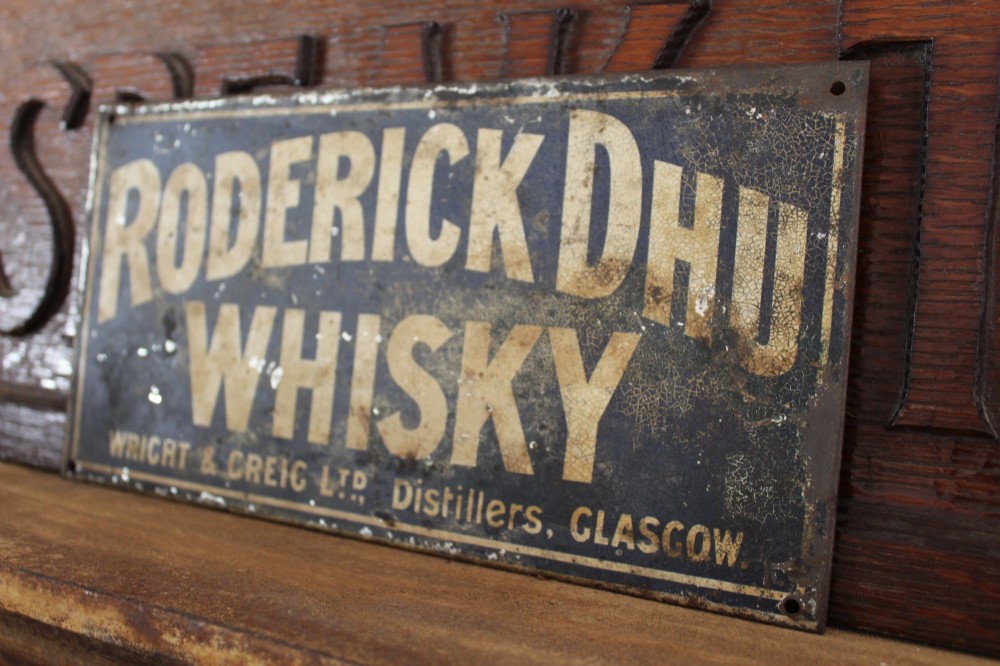 Rare Tin Whiskey sign Roderick Dhu c1920 View IV