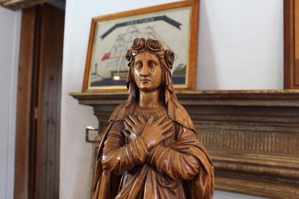Finely Carved large Figure of Mary Magdalene Walnut c1800 View IV