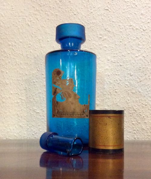Blue ‘Chatel-guyon’ Apothecary Jar