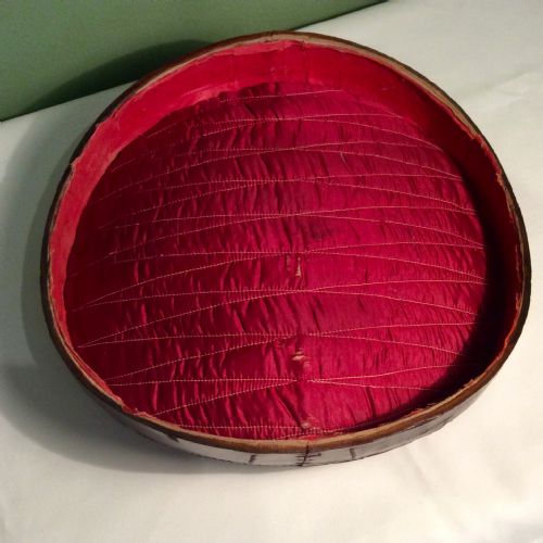 19TH CENTURY LEATHER TOP HAT BOX - ADDITIONAL PHOTO 7