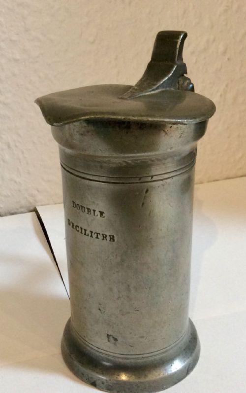 SET OF SEVEN ANTIQUE FRENCH PEWTER MEASURES - ADDITIONAL PHOTO 6