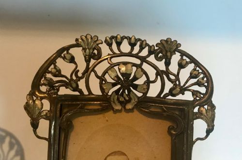 PAIR OF DECORATIVE ART NOUVEAU PHOTO FRAMES - ADDITIONAL PHOTO 1