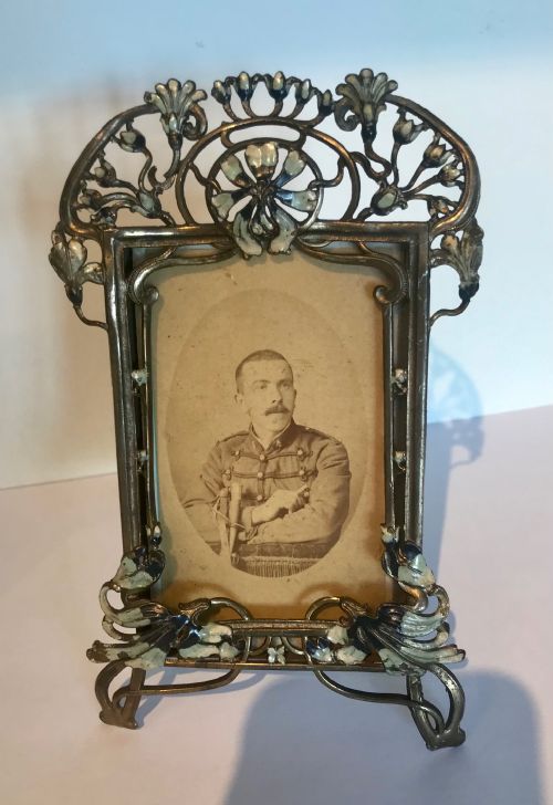 PAIR OF DECORATIVE ART NOUVEAU PHOTO FRAMES - ADDITIONAL PHOTO 4
