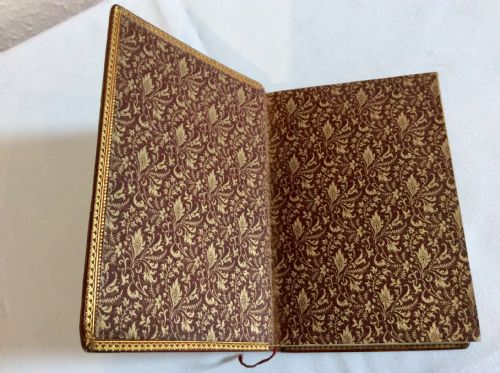 beautiful french illustrated prayer book - CATEGORY: ANTIQUE MISCELLANEOUS - DATED 19TH CENTURY