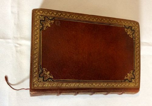 BEAUTIFUL FRENCH ILLUSTRATED PRAYER BOOK - ADDITIONAL PHOTO 10