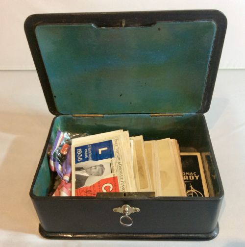 ANTIQUE FRENCH CHINOISERIE BOX - ADDITIONAL PHOTO 1