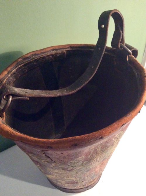 19TH CENTURY LEATHER FIRE BUCKET - ADDITIONAL PHOTO 3