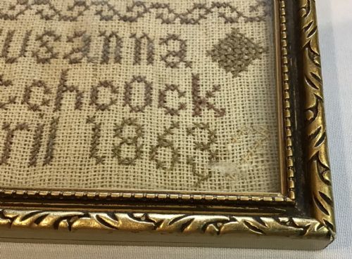 VERY SMALL 19TH CENTURY SAMPLER - ADDITIONAL PHOTO 2