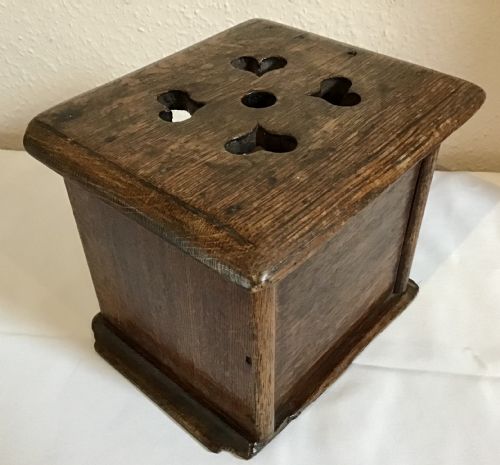 19TH C OAK FOOT STOVE OR VOETSTOFIE - ADDITIONAL PHOTO 1