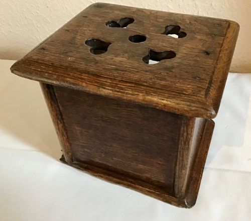 19TH C OAK FOOT STOVE OR VOETSTOFIE - ADDITIONAL PHOTO 4