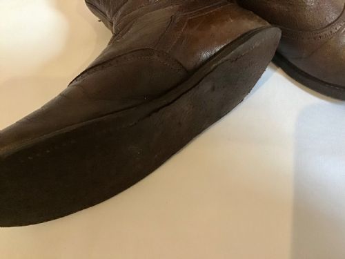PAIR OF VICTORIAN CHILDS LEATHER BOOTS - ADDITIONAL PHOTO 2