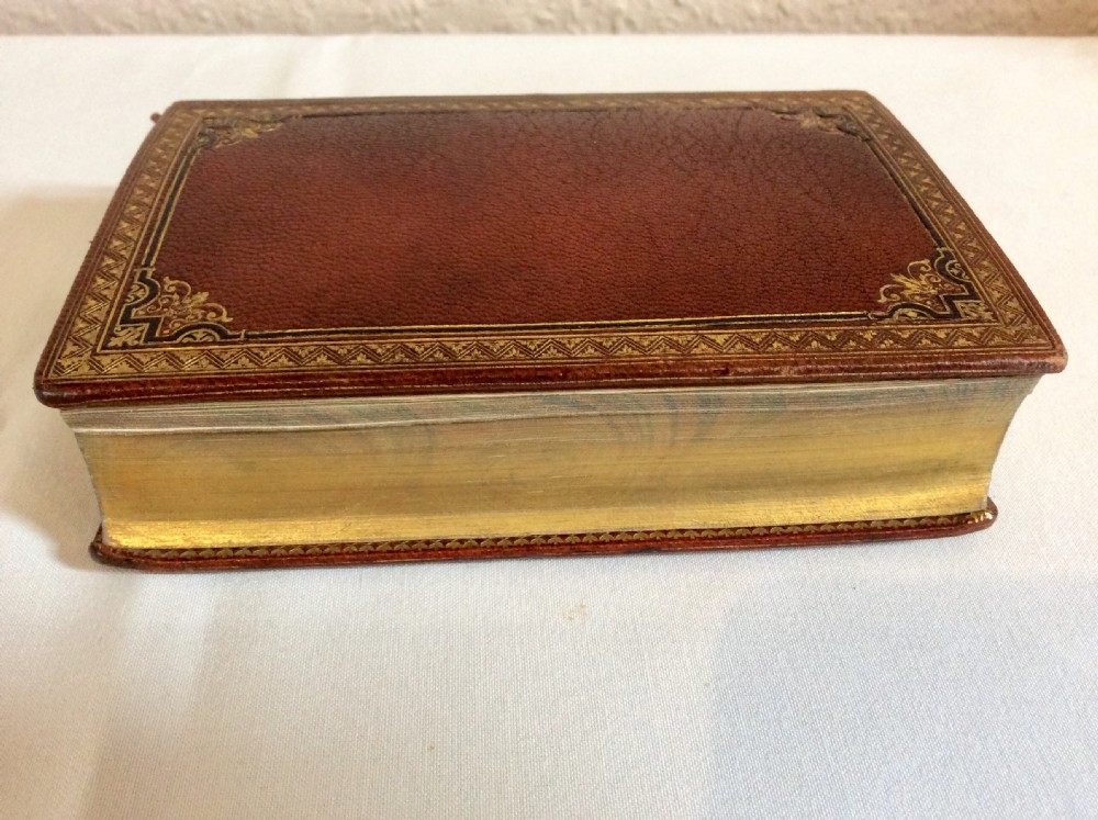 Beautiful French Illustrated Prayer Book View X