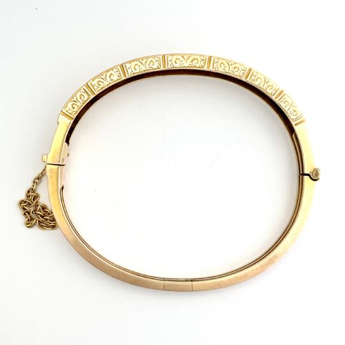 fig 1. Victorian Sapphire and Diamond 15CT Rosy Gold Hinged Bangle