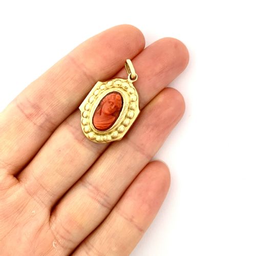 VICTORIAN 18CT GOLD CARVED CORAL CAMEO PENDANT - ADDITIONAL PHOTO 4
