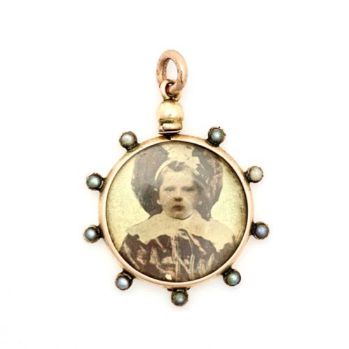 Victorian 9ct Gold Pearl Photograph Locket Fob Pendant