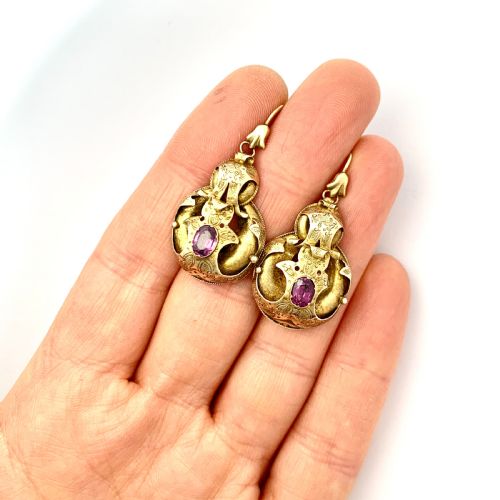 fig 1. Victorian 15CT Gold Almandine Garnet Etruscan Revival Earrings