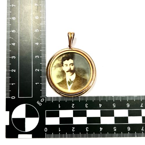 fig 1. Edwardian Rolled Rose Gold Photo Locket Pendant