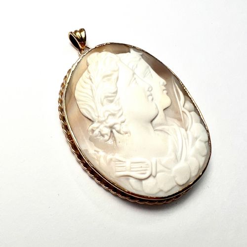 fig 2. Large Victorian Diana/Apollo Twins 9CT Gold Cameo Pendant