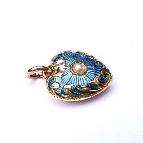fig 2. Edwardian 15CT Gold Blue Enamel Heart Pendant