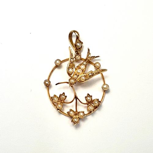 Edwardian 15ct Gold Swallow Seed Pearl Pendant