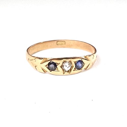 Antique 15ct Gold Sapphire and Rose Cut Diamond Ring