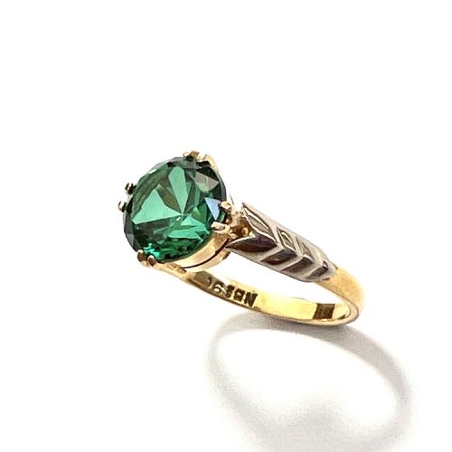 Art Deco 9ct Gold Emerald Paste Solitaire Ring