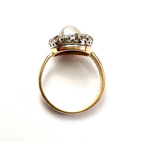 fig 2. 1898 Victorian 18CT Gold Old Cut Diamond and Pearl Halo Ring